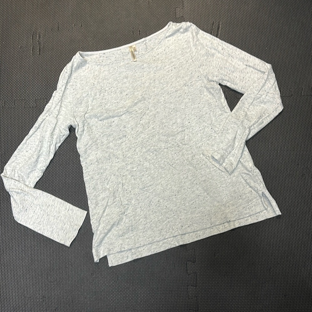 Grey and black long sleeve Banana Republic tee